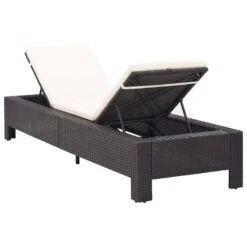 Lettino Prendisole Con Cuscino Nero In Polyrattan -Garden Home lettino prendisole con cuscino nero in polyrattan 2