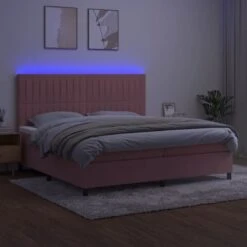 Letto A Molle Con Materasso E LED Rosa 200x200 Cm In Velluto -Garden Home letto a molle con materasso e led rosa 200x200 cm in velluto 3